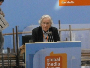 Noam Chomsky à Bonn, le 17 juin 2013